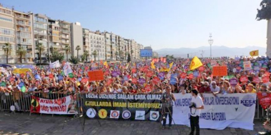 İzmir'de STK'lardan ÇEDES'e tepki mitingi